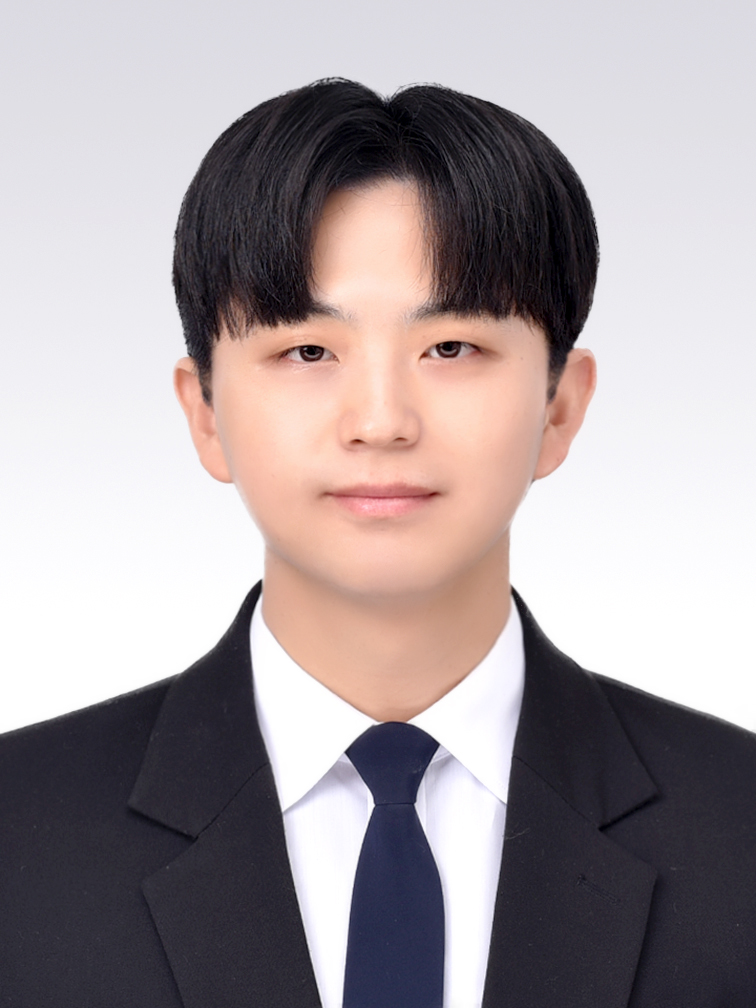 Headshot of Byeong Gwon Lee